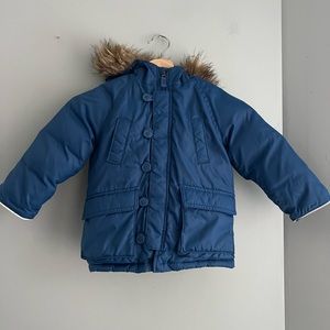 Baby Gap size 3 toddler boys coat with fur hooded hat very warm